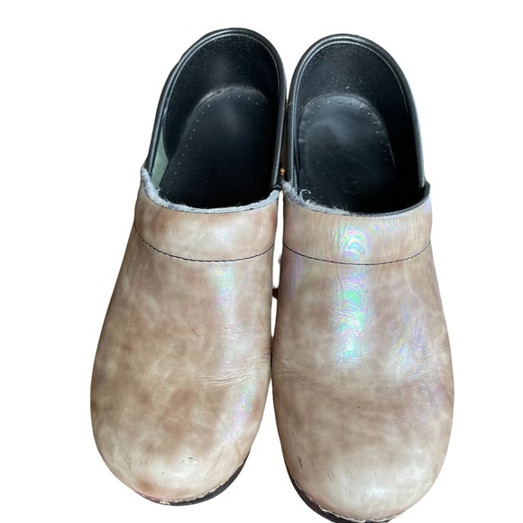 Dansko Silver Clogs Size:‎ 38 - Picture 1 of 8